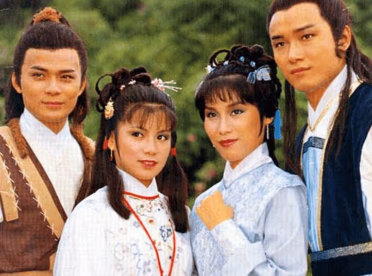 66歲TVB前武打女星曬孫女照,曾演經典角色被觀眾批評顏值不夠,被稱為「女版成龍」