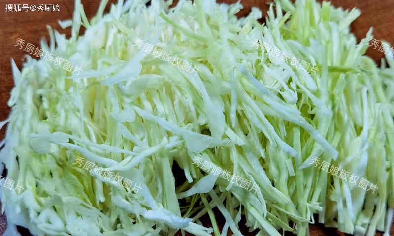 腸道「推糞猛將」,芹菜黃瓜靠邊站,隔天吃一次,養肝排毒又通便