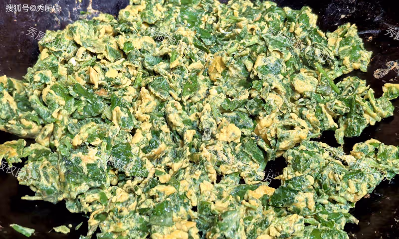 夏天這菜使勁吃,一解暑、二化濕、三抗菌、四通便,可惜常被當草