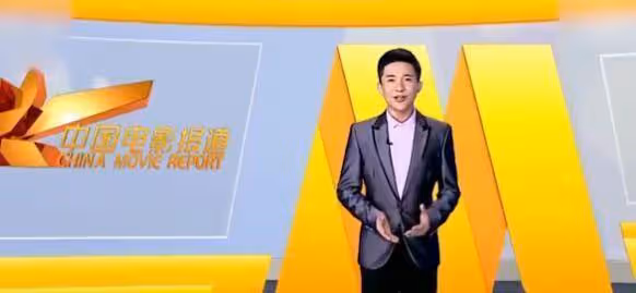央視最帥主持邊策:和母親通話1小時後從8樓墜樓身亡,年僅32歲
