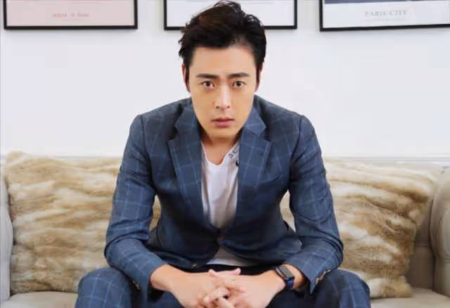 演員張桐:留學時窮得吃狗糧,曾多次自殺未遂,女友陪他走出低谷
