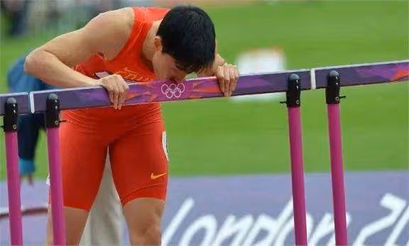 中國體壇的5位明星,李娜算一個,李寧和鄧亞萍居然沒夠上邊