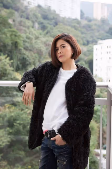 前TVB當家花旦時隔5年再拍劇,與17歲新人演母女,拒拿視後稱沒興趣
