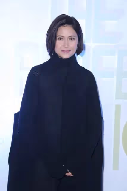 前TVB當家花旦時隔5年再拍劇,與17歲新人演母女,拒拿視後稱沒興趣