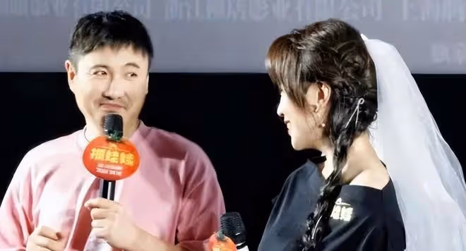 《抓娃娃》票房衝破18億,沈騰仍舊被罵,CP粉絲心疼馬麗