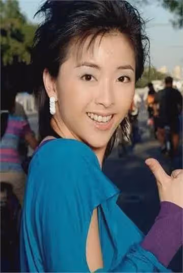 「傻姑」黃小蕾:拒絕杜淳追求,倒追大張偉,38天閃婚閃孕