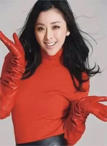 「傻姑」黃小蕾:拒絕杜淳追求,倒追大張偉,38天閃婚閃孕