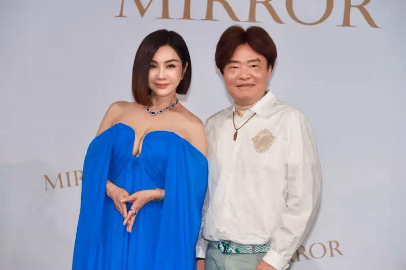 陳美鳳無懼颱風「一路唸經」直奔台中　頸上3100萬坦桑寶石下深溝也搶眼　