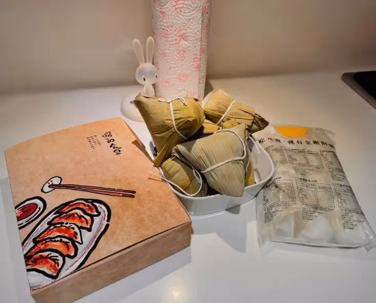 王心凌颱風天清冰箱　拿出這食物讓大家都笑了