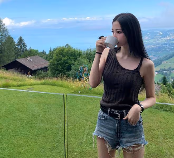 潘瑋柏和宣雲日內瓦度假,結婚4年不要孩子,情侶照顯恩愛
