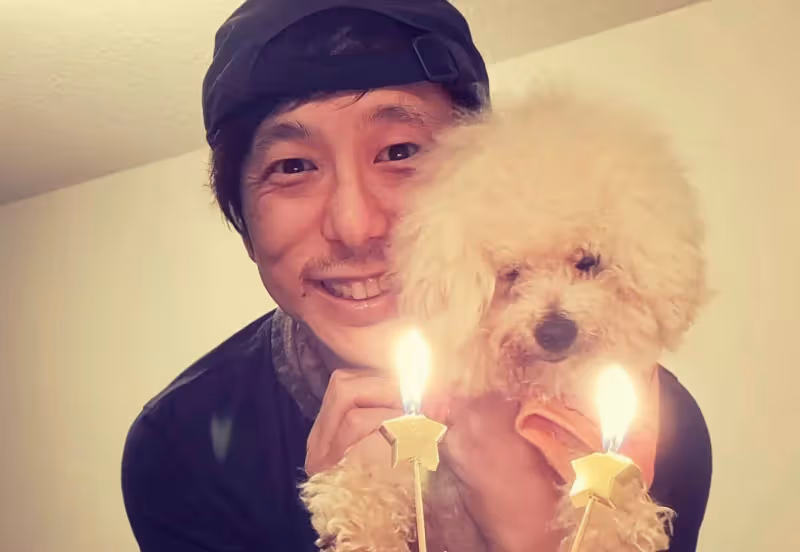 香港男星鄧健泓移民加拿大,節衣縮食每月支出1萬,點外賣覺得貴