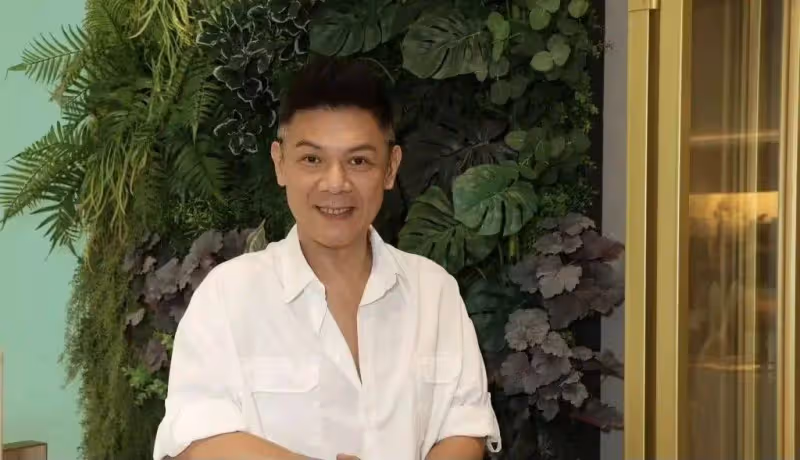 TVB前黃金配角患直腸癌暴瘦!醫生建議切肛門保命,為生計仍開工