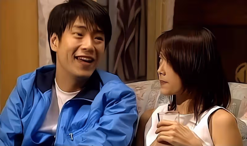 TVB前男星邵傳勇近況曝光!瘦到兩頰凹陷被質疑患病,繼女已出道