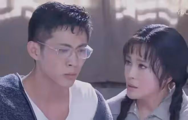 就問你服不服,74歲劉曉慶,再演少女27歲,網友評論炸鍋了