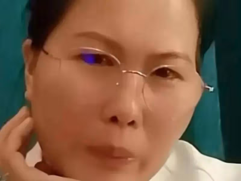 小楊阿姨給二汪做接風宴,一碗湯麵,暖了兩個孩子的心!