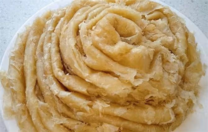麻醬手撕餅,一碗麵粉,半碗芝麻醬,柔軟層次豐富,30秒出鍋一張