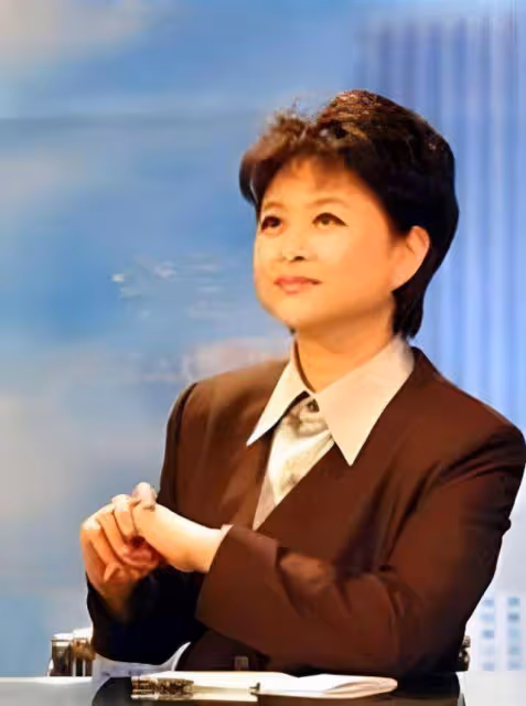 央視女主持肖曉琳:退休5個月後病逝他鄉,臨終25字遺言讓人淚目