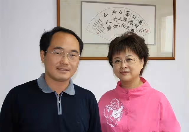央視女主持肖曉琳:退休5個月後病逝他鄉,臨終25字遺言讓人淚目