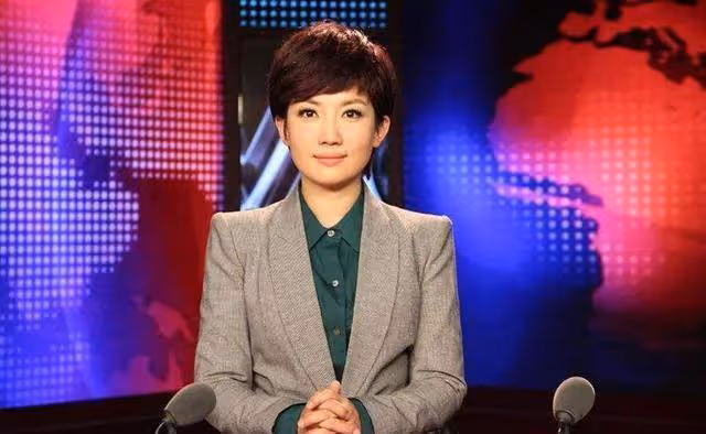 央視新聞一姐王端端:直播時公然落淚引爭議,45歲婚姻狀態成謎