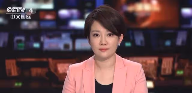 央視新聞一姐王端端:直播時公然落淚引爭議,45歲婚姻狀態成謎