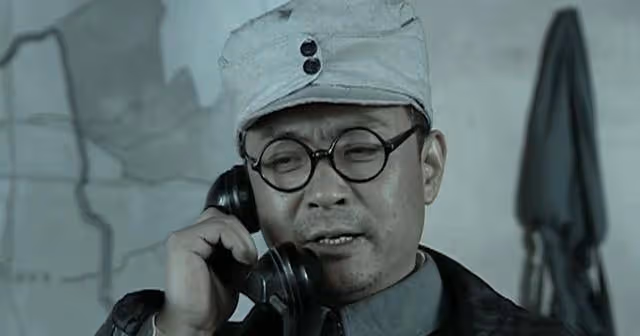 同樣是二營長的義大利炮,兩版亮劍卻天差地別,新版猶如紙糊片