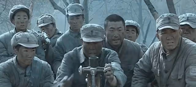 同樣是二營長的義大利炮,兩版亮劍卻天差地別,新版猶如紙糊片