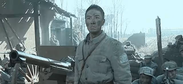 同樣是二營長的義大利炮,兩版亮劍卻天差地別,新版猶如紙糊片