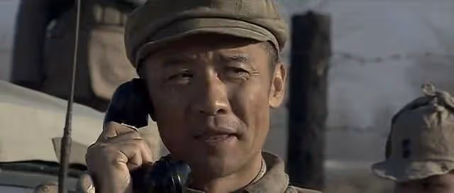 同樣是二營長的義大利炮,兩版亮劍卻天差地別,新版猶如紙糊片