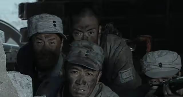 同樣是二營長的義大利炮,兩版亮劍卻天差地別,新版猶如紙糊片