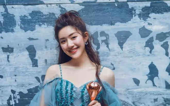四川出身最美的10位女明星,看看誰是你心中的「四川第一美女」?
