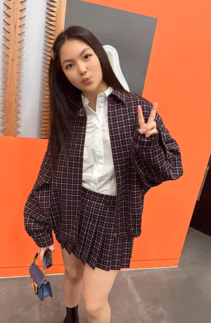 李湘曬王詩齡的暑期日常，在迪士尼散發青春活力，小公主變漂亮了