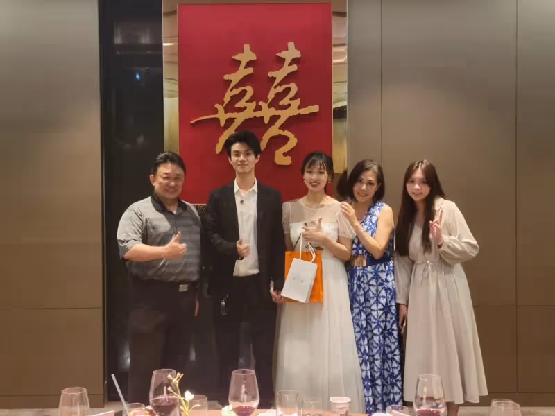 小彤出席婚禮有洋蔥！小姑嫁女兒　曾願為3度流產的她代孕