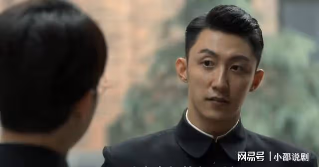 孤戰迷城:馮靜嫻為父報仇,竟反殺兩名軍統內鬼