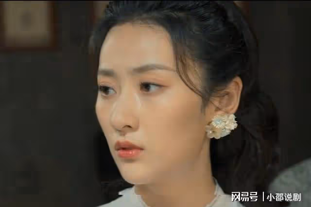 孤戰迷城:看懂馮靜嫻流產被摘除子宮,才知她對黎少堂報復有多狠