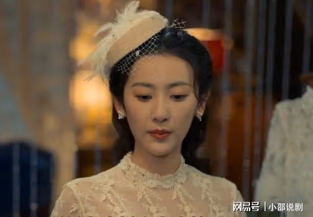 孤戰迷城:看懂馮靜嫻流產被摘除子宮,才知她對黎少堂報復有多狠