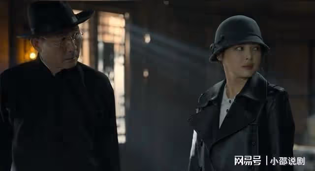 孤戰迷城:覃墨卿吞槍自盡,臨死揭露組織中內鬼,歐孝安崩潰痛哭