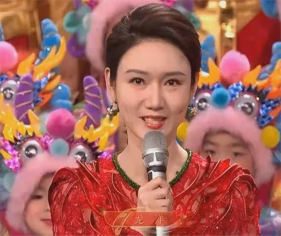 至今未嫁人的5位央視女主持人,情史個個簡單,最小32歲最大59歲