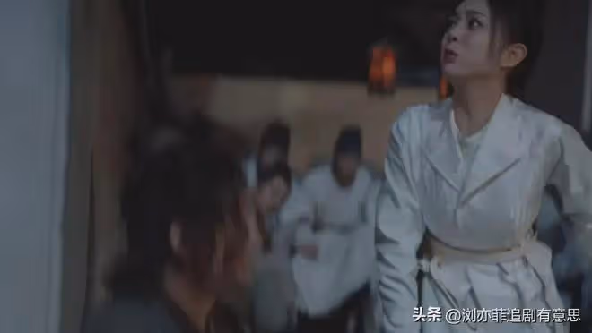 《唐朝詭事錄2》直到通天犀被降服，令狐朔才知，神醫有秘密武器