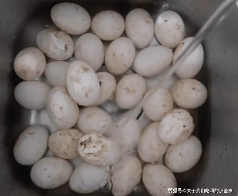 鴨蛋這樣腌,保准個個流油起沙,方法簡單易學,新手也能零失敗