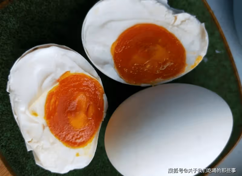 鴨蛋這樣腌,保准個個流油起沙,方法簡單易學,新手也能零失敗