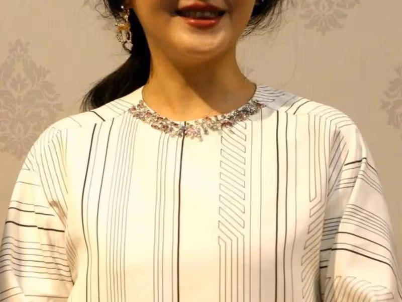大S把劉海拉起來,眾人才知道她有多美,難怪具俊曄五十多了還惦記