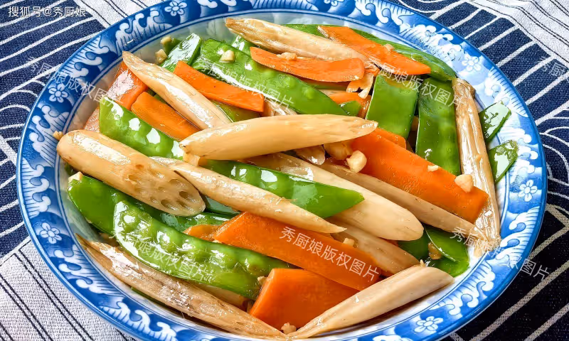 三伏天使勁吃,一清熱消暑、二祛濕健脾、三益氣補血,四排毒通便