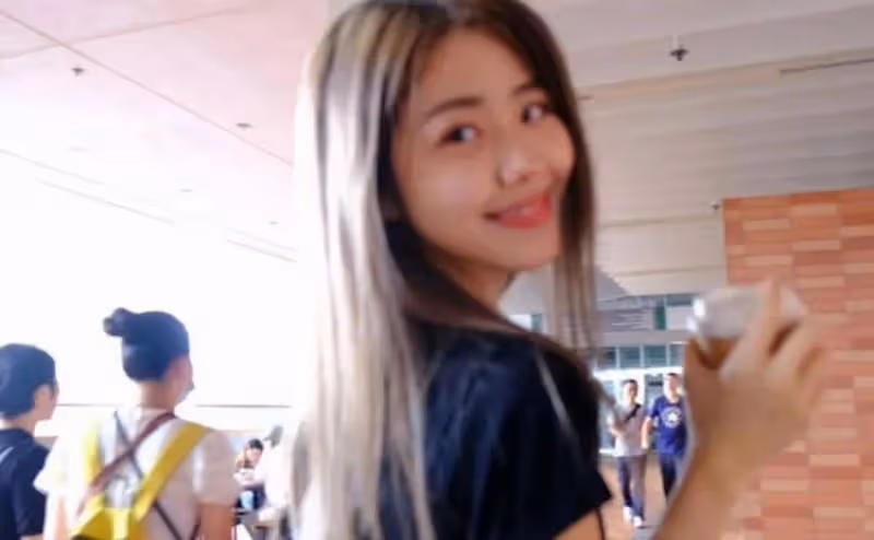 恭喜!22歲TVB港姐冠軍曬港大畢業照越變越美,被指豬鼻子更遭質疑整容