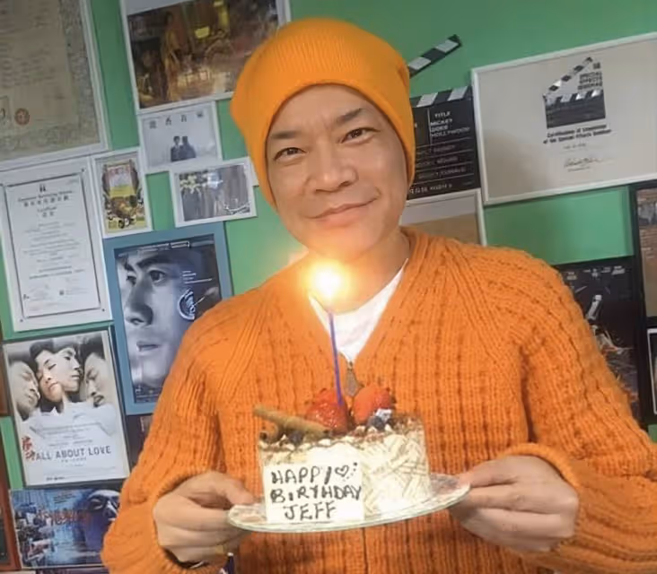 香港男星洪朝豐行蹤成謎,兩度患癌剃度出家,公開承認喜歡同性