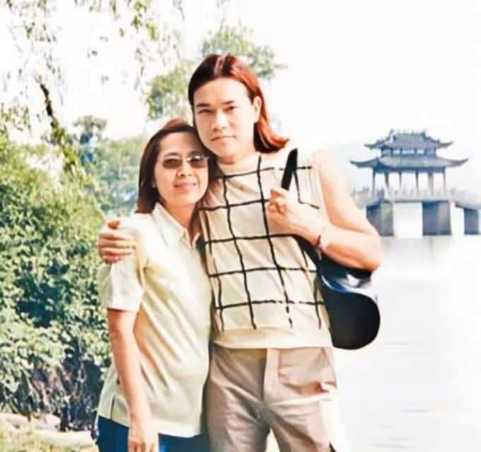 香港男星洪朝豐行蹤成謎,兩度患癌剃度出家,公開承認喜歡同性