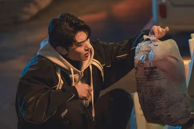 《塔羅牌》看得讓你心超毛,DEX出道作品太犧牲!尺度超乎想像