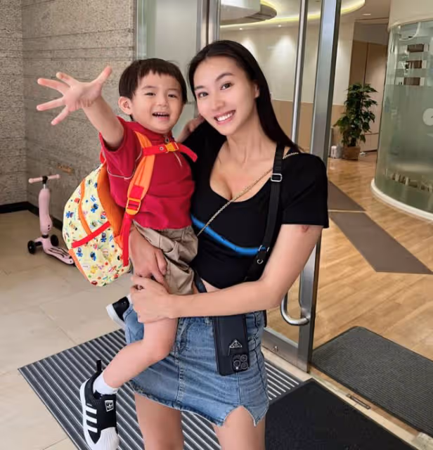 突發!性感港星自爆已與老公離婚!飽受汙衊勒索和謾罵!曾拒絕張致恆求婚!