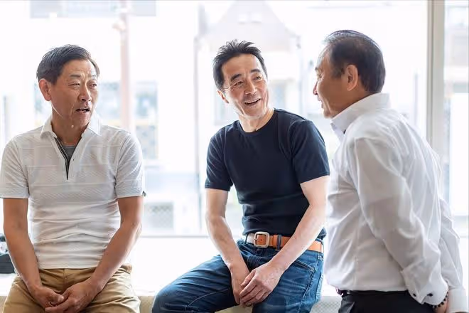我44歲才發現：家裡老人有無退休金，會間接影響三代人的生活走向