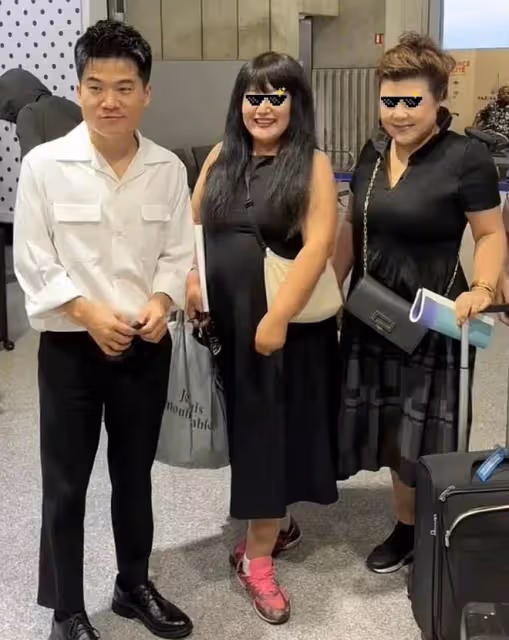 賈乃亮奧運會開幕式助威被淋透！董宇輝現身巴黎國外粉絲激動萬分