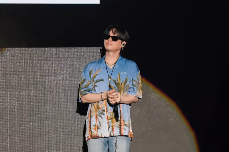 Epik High來台開唱全場「比中指」！Tablo秀中文自爆屁股痛